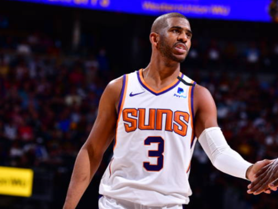  太阳保罗助攻破万历史第四 布克30分庆贺  